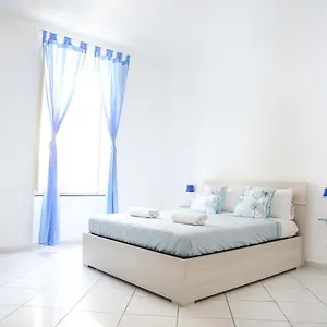 https://la-casa-di-gianmaria-in-the-heart-of-naples.hotels-amalfi.com